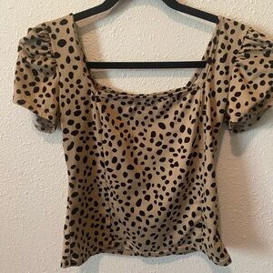 Lulu's Tan and Black Spotted Puff Sleeve Blouse